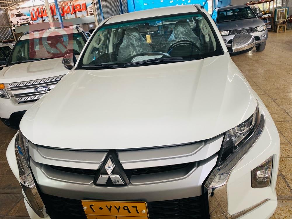میتسوبیشی L200